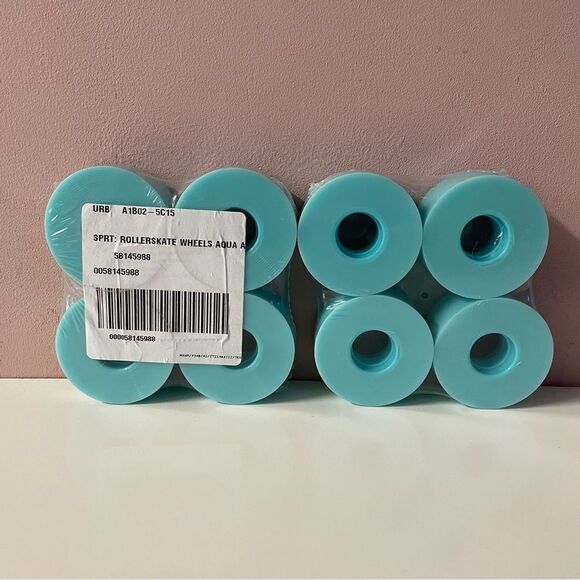 C7 Skates Roller Slate Wheels in Aquamarine & Stoppers in Navy Blue NIP - Picture 4 of 7